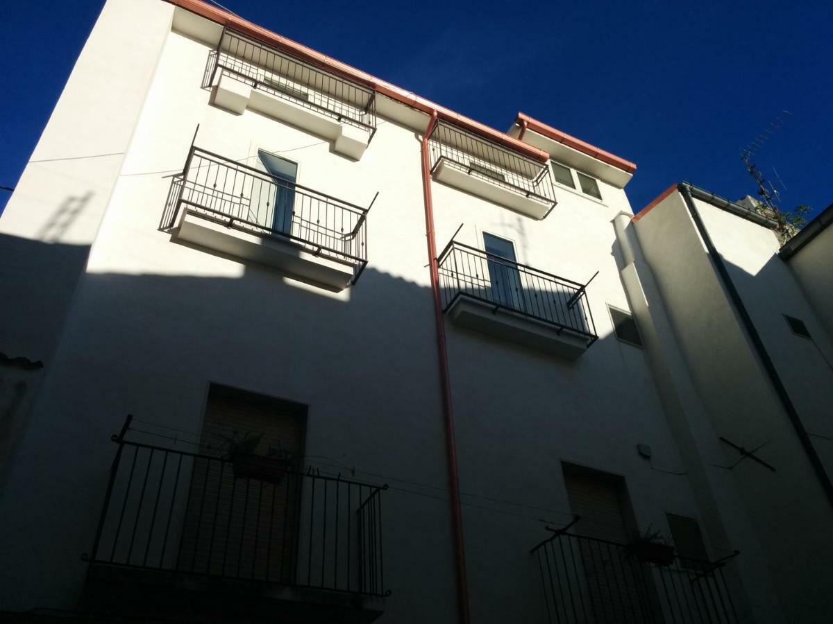 B & B Tancredi Cagnano Varano Exterior photo